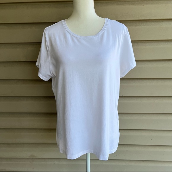 •Old Navy• NWOT Slim Fit White Short Sleeve T-shirt - Size XXL - Picture 1 of 7